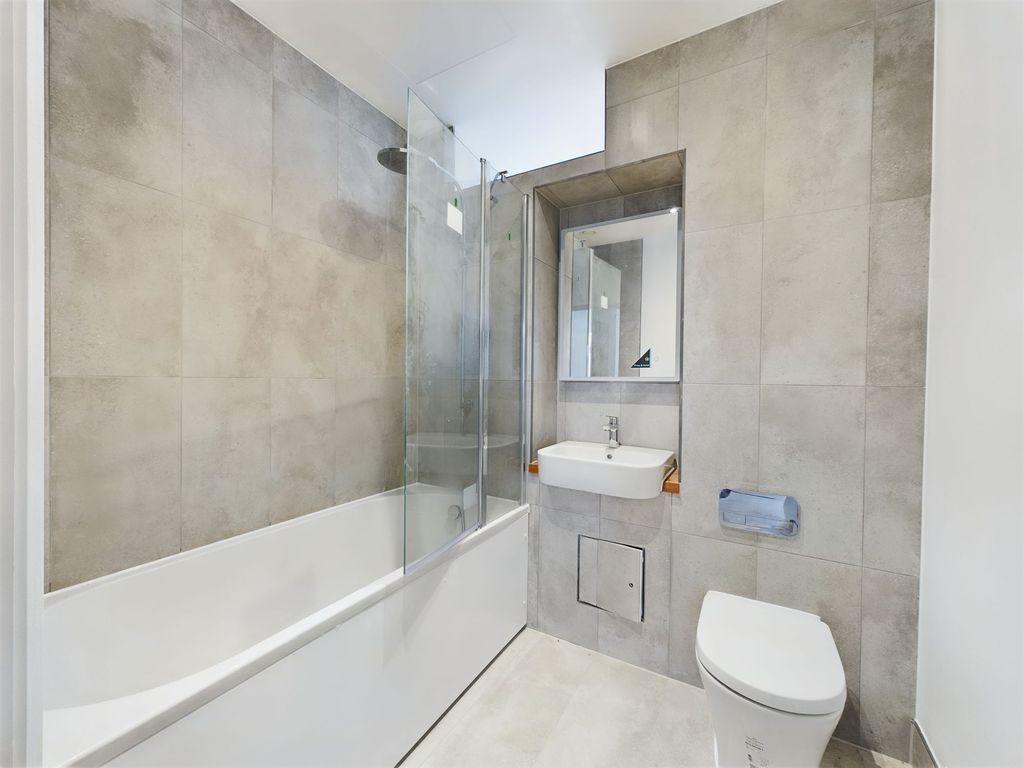 Property photo 3 of 11 Photo 7