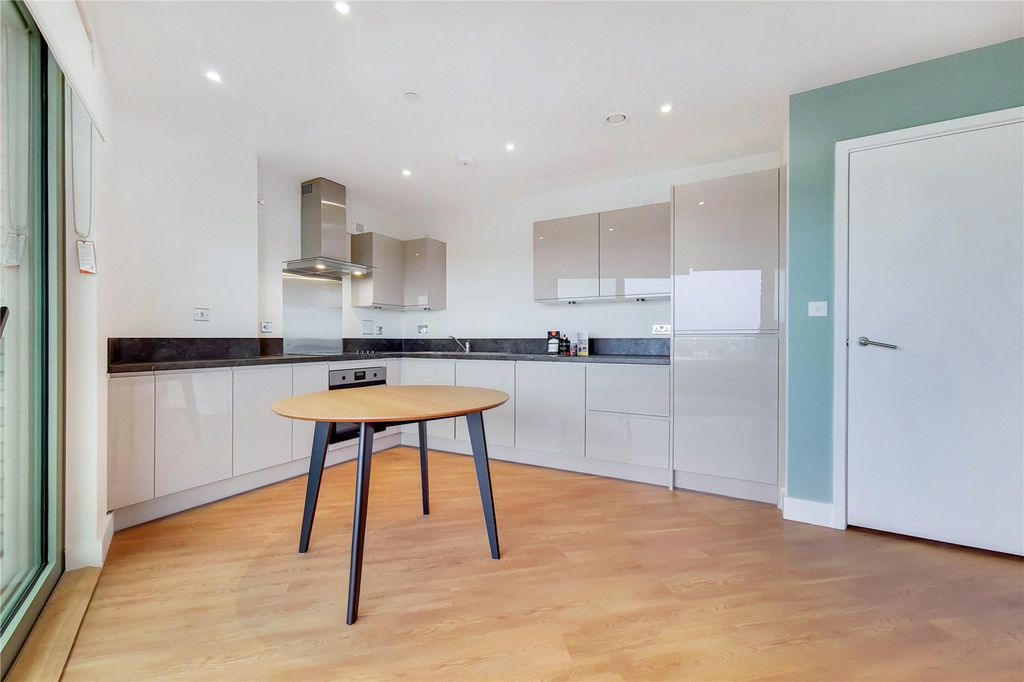 Property photo 3 of 25 Picture No. 20