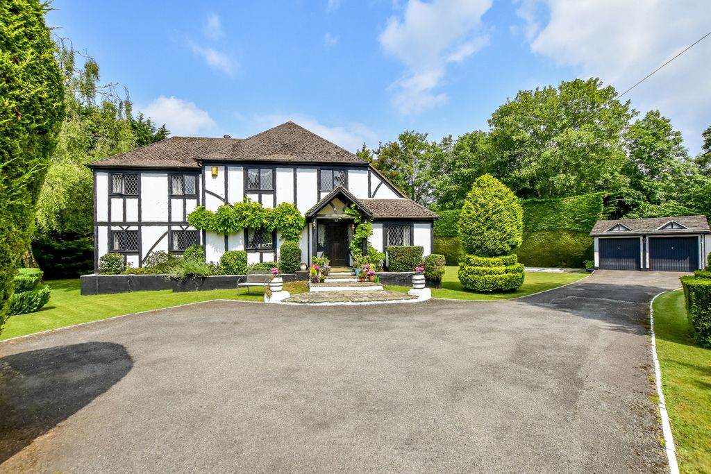 Property photo 1 of 16