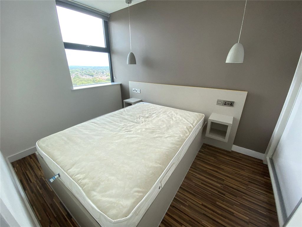 Property photo 3 of 6 Picture No. 01