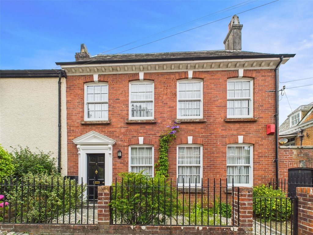 Property photo 1 of 17 Picture No. 02