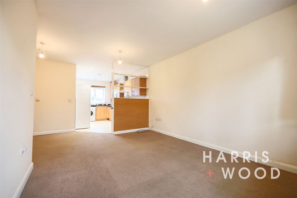 Property photo 3 of 7 Picture No. 14