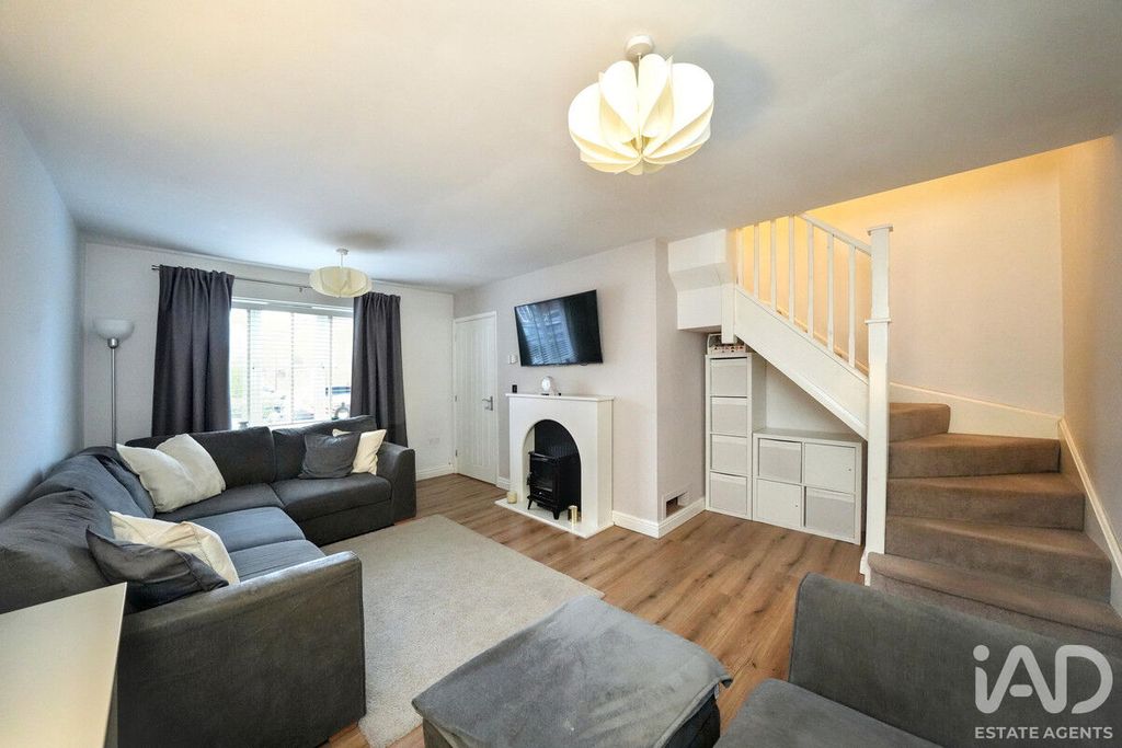 Property photo 2 of 29