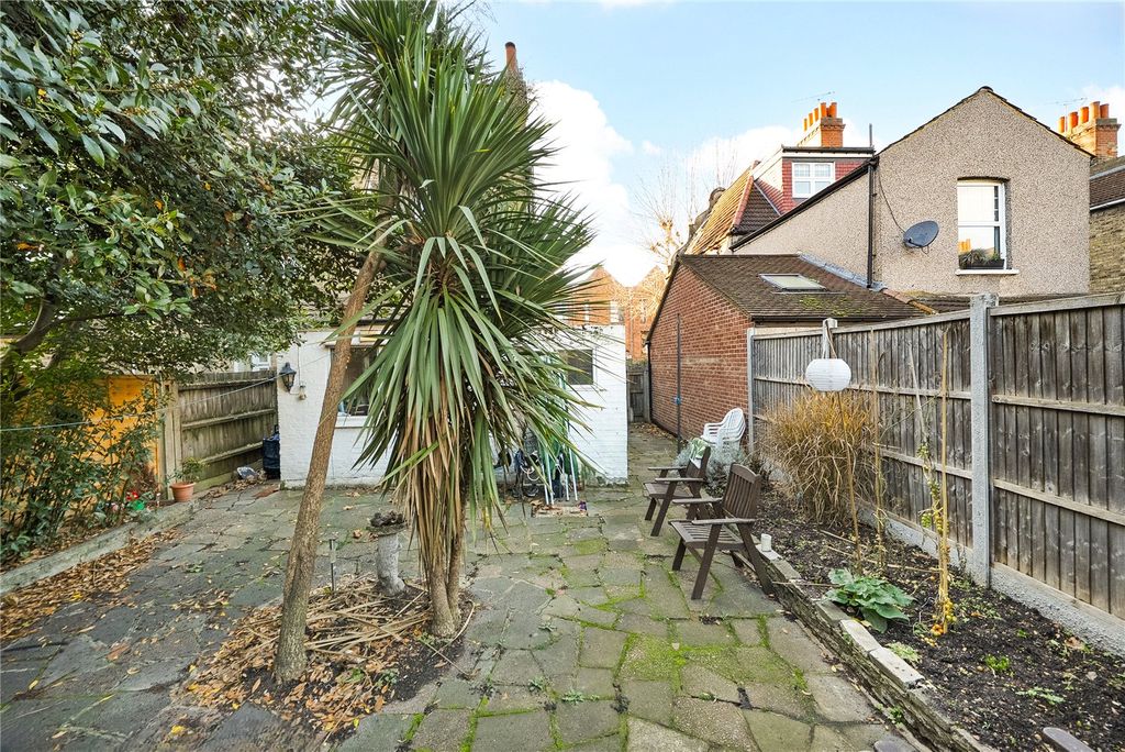 Property photo 2 of 18 Picture No. 03