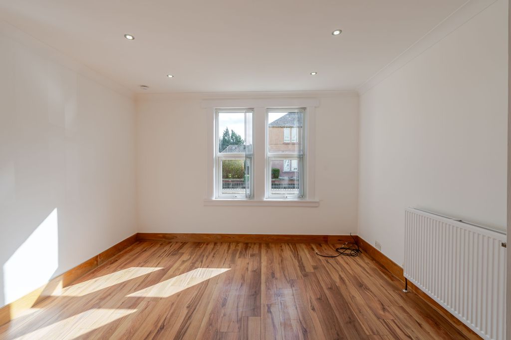 Property photo 3 of 16 Property Image 3