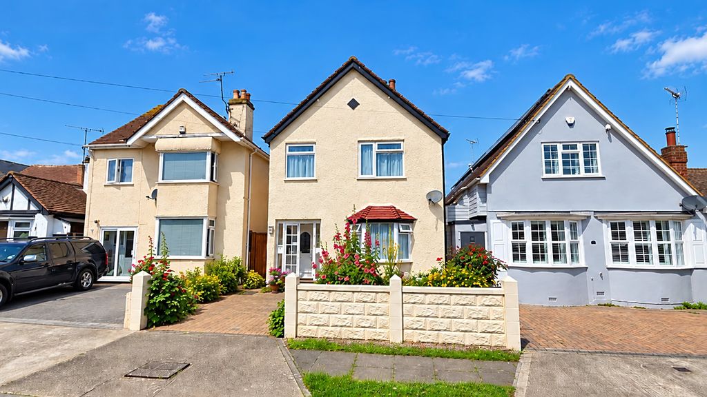 Property photo 2 of 13