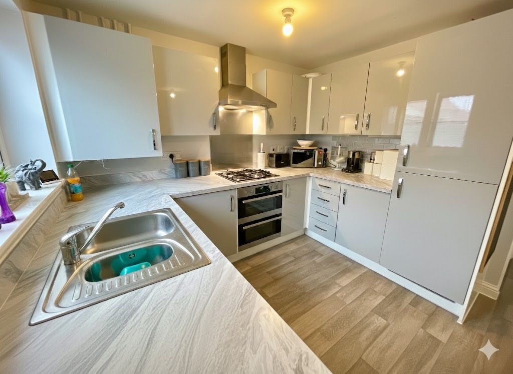 Property photo 3 of 10 4855372