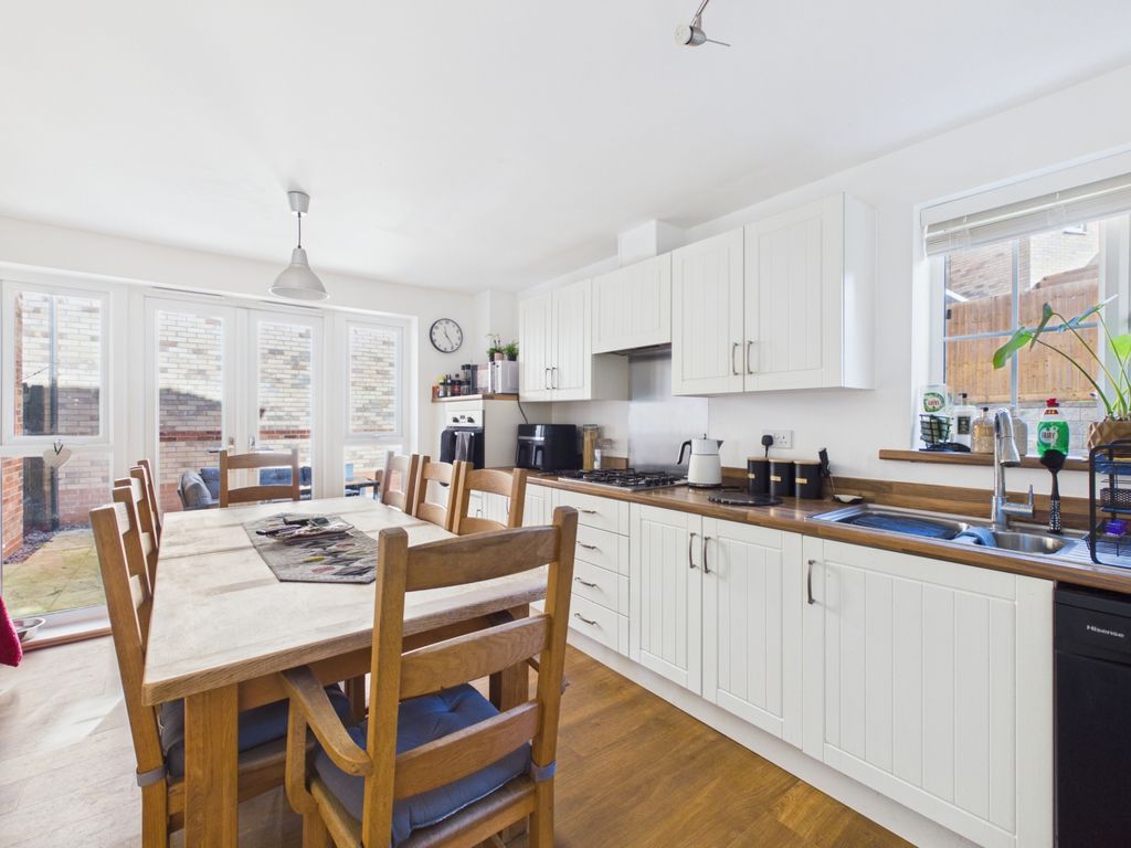 Property photo 3 of 23 Cowley Meadow Way