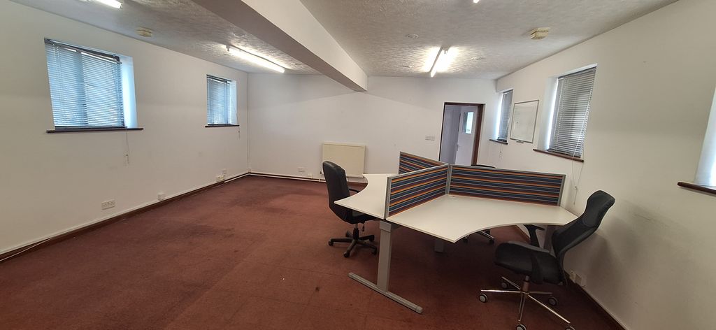 Property photo 2 of 2