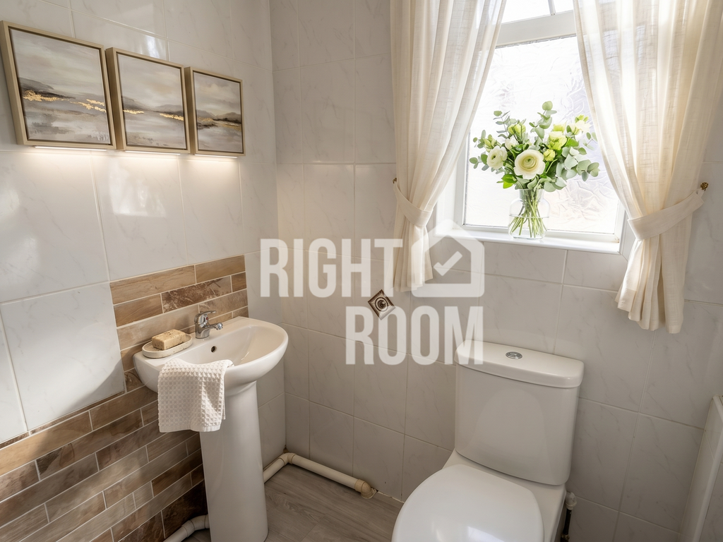 Additional image 12 of 5 bed flat to rent5 Bed Flat, Albert Road, Southsea PO5