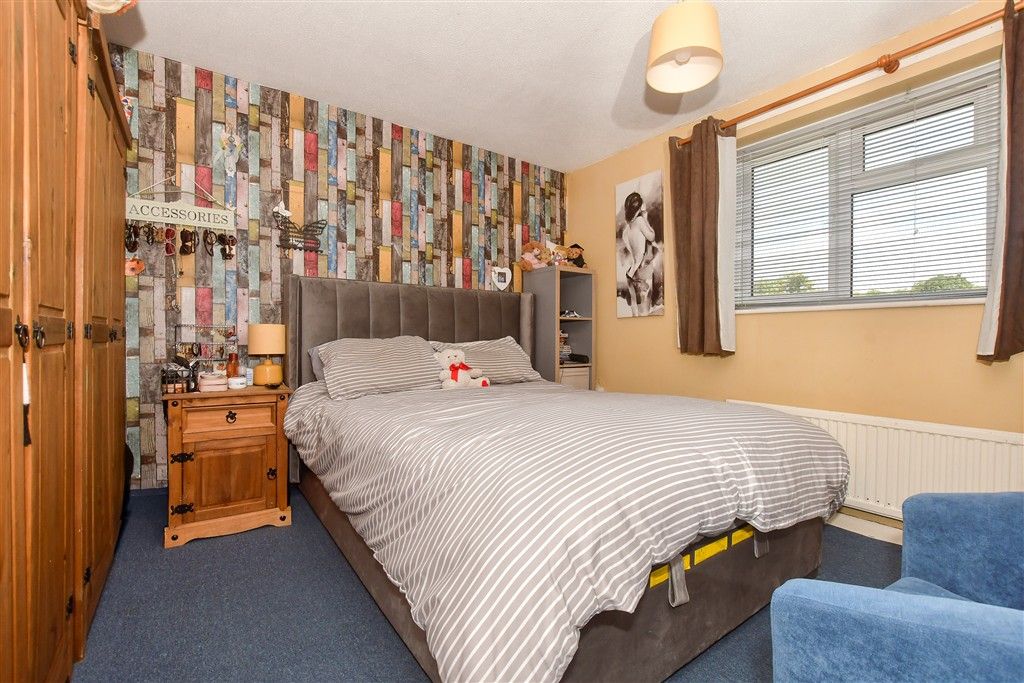 Property photo 2 of 10 Bedroom 1