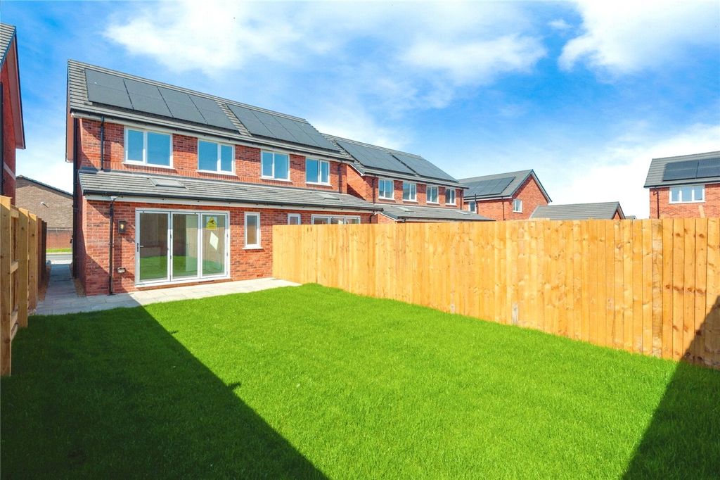 Property photo 2 of 15 Picture No. 35