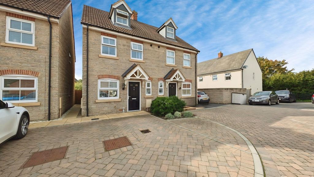 Property photo 1 of 15 Pbox-Front_Of_House-344204.Jpg