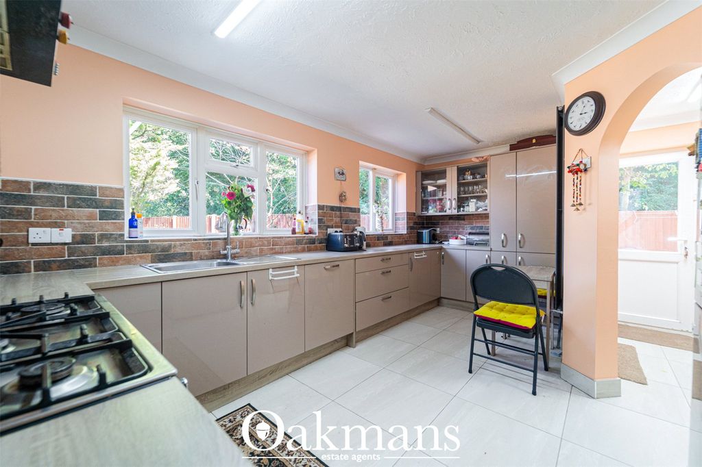 Property photo 2 of 38 Picture No. 36