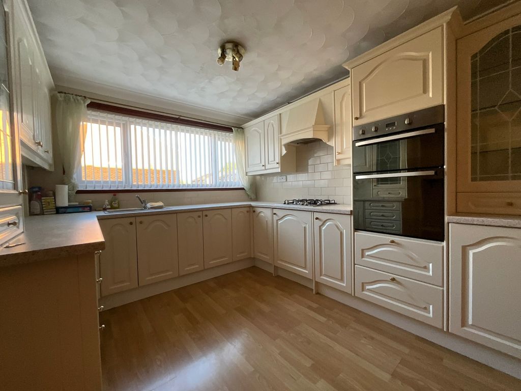 Property photo 2 of 14 4508783