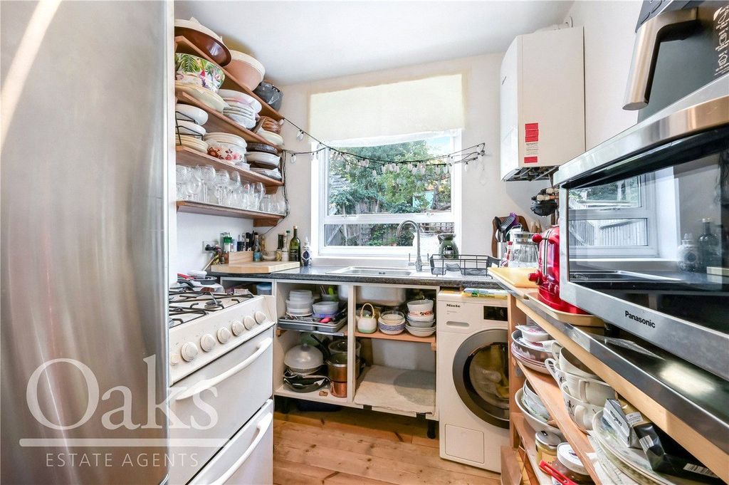 Property photo 3 of 7 Picture No. 10