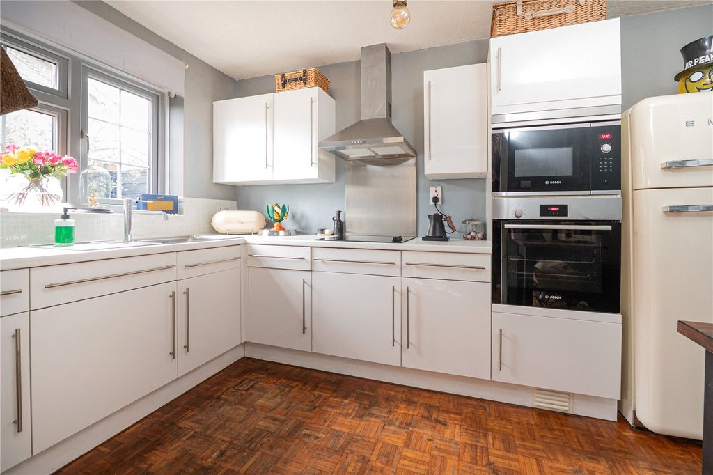 Property photo 3 of 20 Picture No. 6