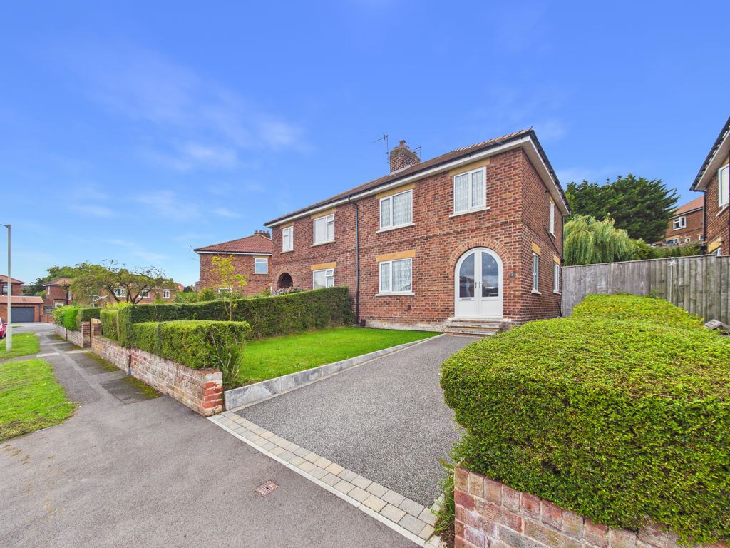 Property photo 1 of 11 Cam01166G0-Pr0354-Still010