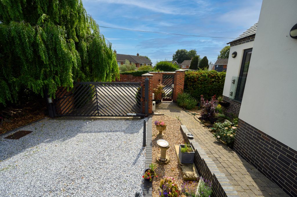 Property photo 2 of 51 Dsl_1908-Edit