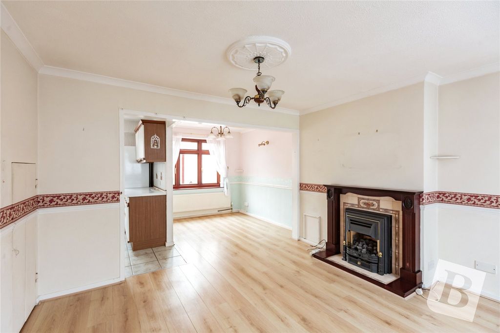 Property photo 2 of 13 Lounge