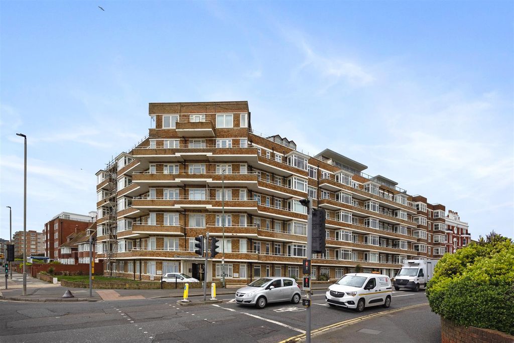 Property photo 1 of 11 Viceroy Lodge, 43 - 014 Copy.Jpg