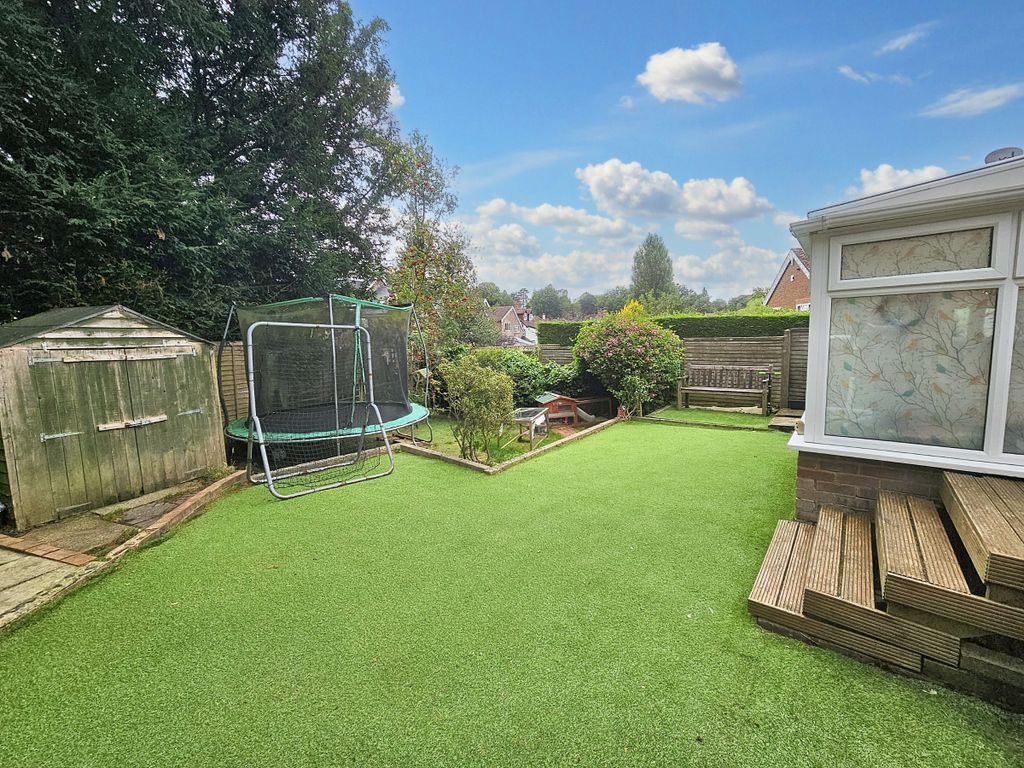 Property photo 2 of 21