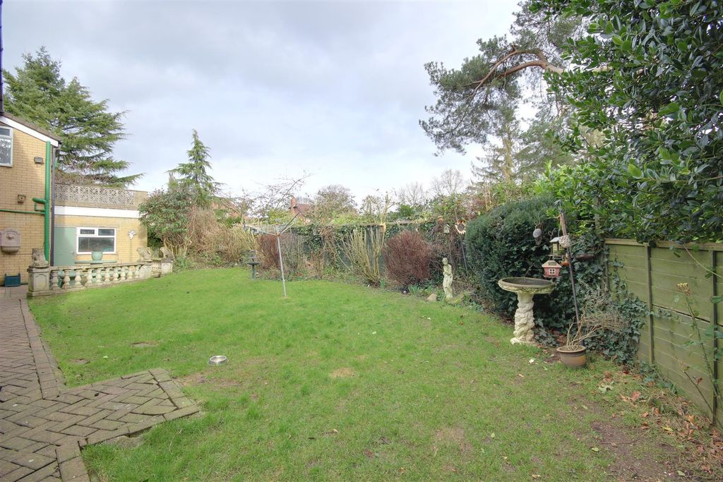 Property photo 3 of 12 Outside