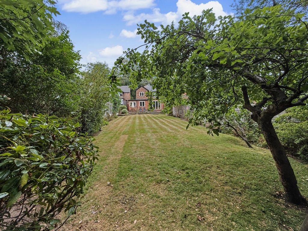 Property photo 2 of 27 36