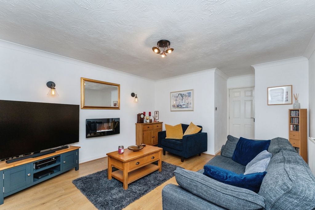 Property photo 2 of 22 Pbox-Img.Jpg
