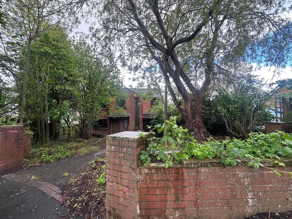 Property photo 2 of 9 8.Jpg