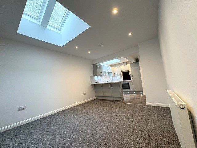 Property photo 2 of 13 Picture No. 03
