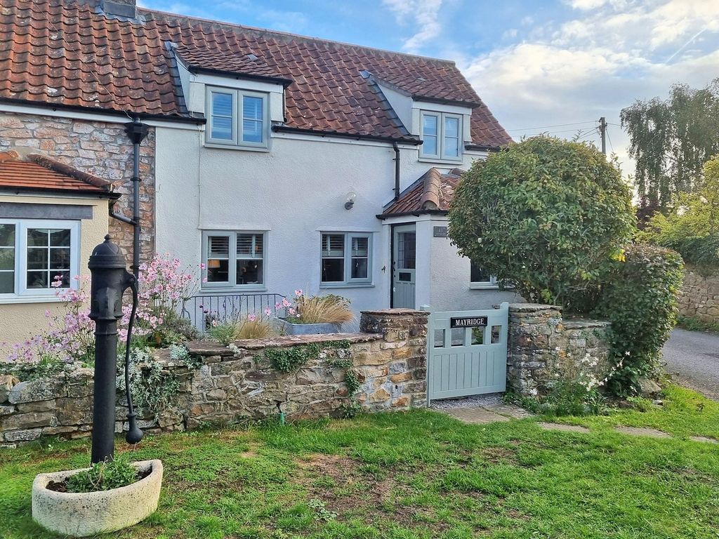 Property photo 1 of 21