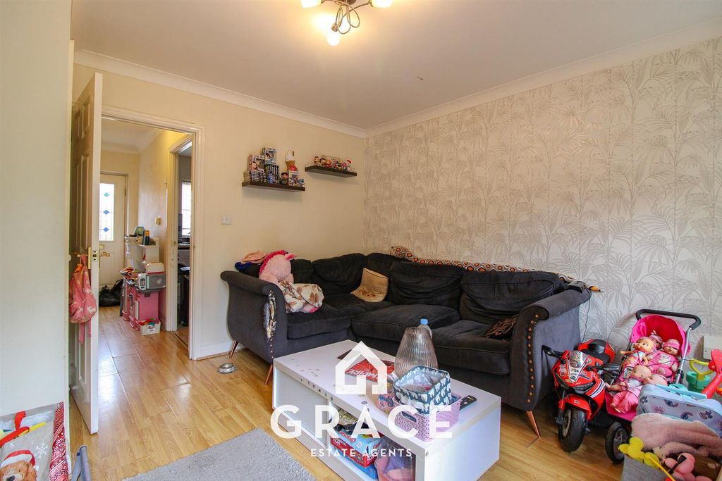 Property photo 3 of 10 Img_9025.Jpg