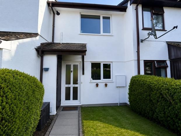 Property photo 1 of 7 Front