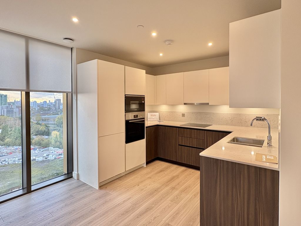 Property photo 3 of 21