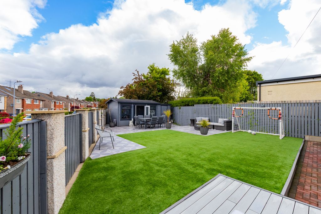 Property photo 2 of 34 82 Crookston Drive Glasgow G52 3Lz-2