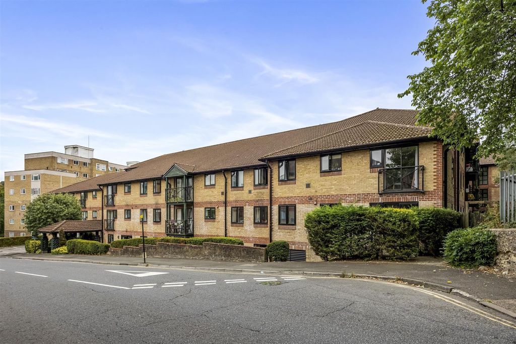 Property photo 1 of 16 Tongdean Lane, Manhattan Court, Flat 35-017.Jpg