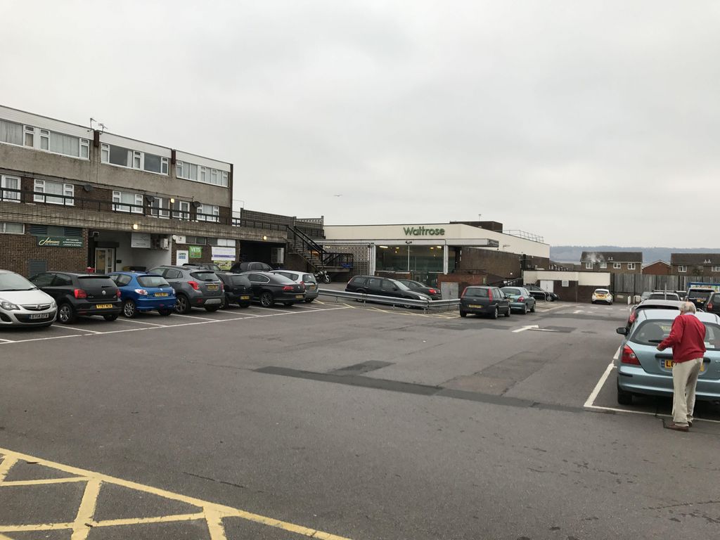 Property photo 3 of 3