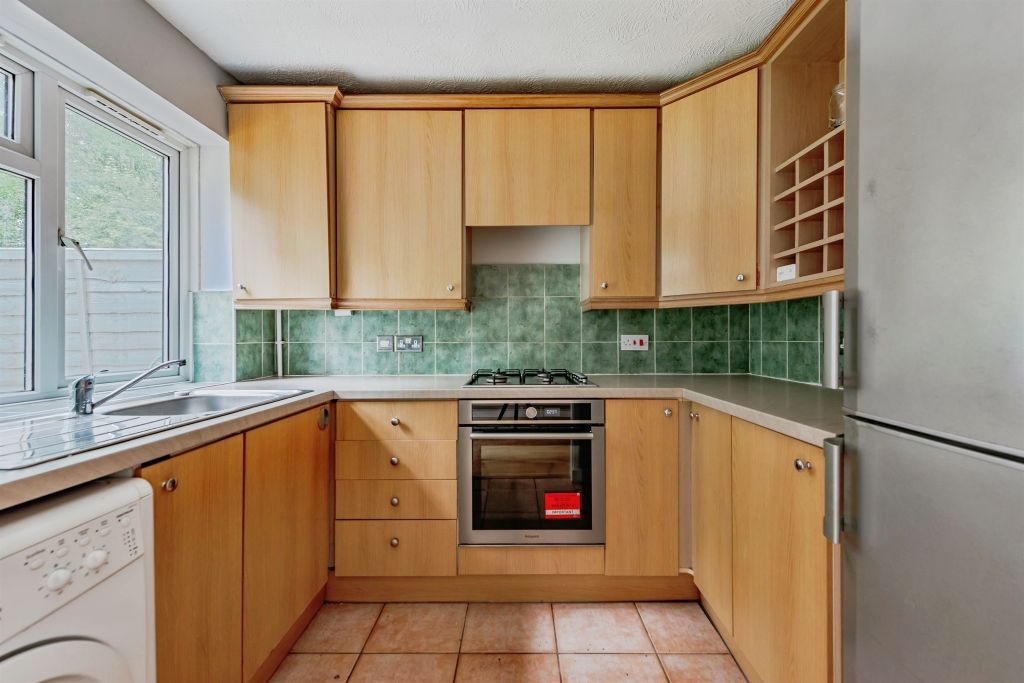 Property photo 2 of 17