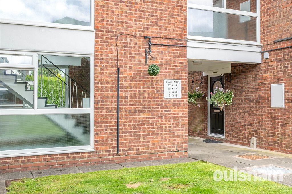 Property photo 2 of 19 Picture No. 17