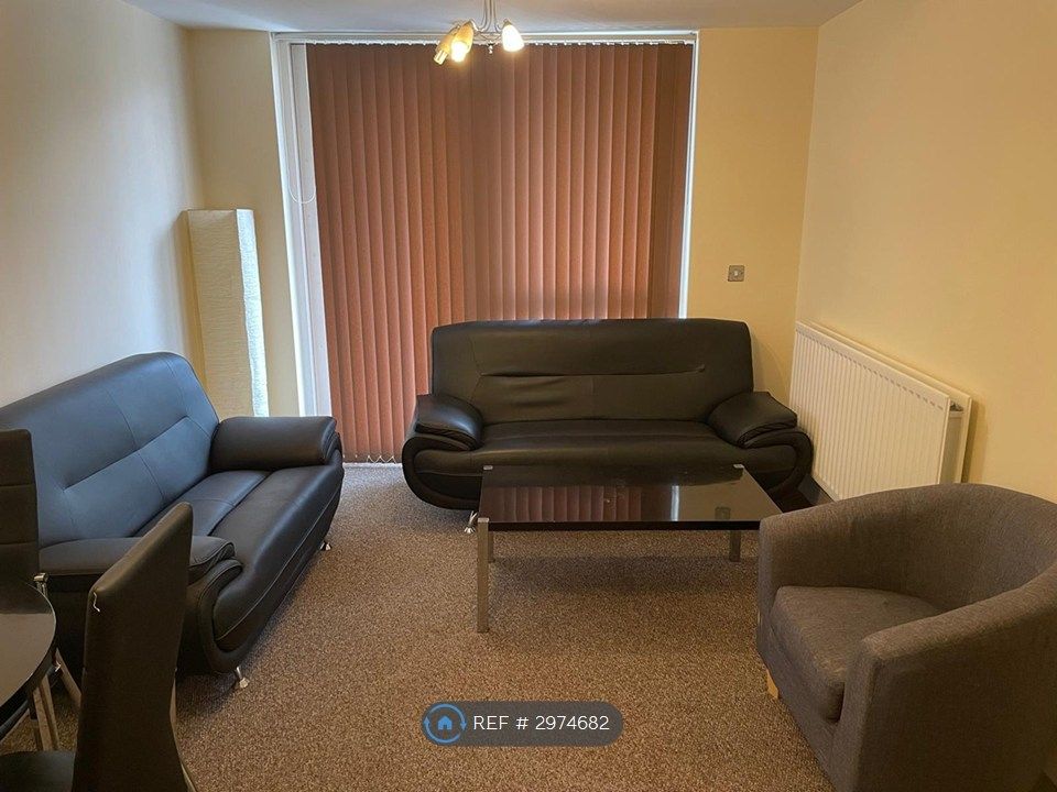 Property photo 1 of 13 Lounge / Diner