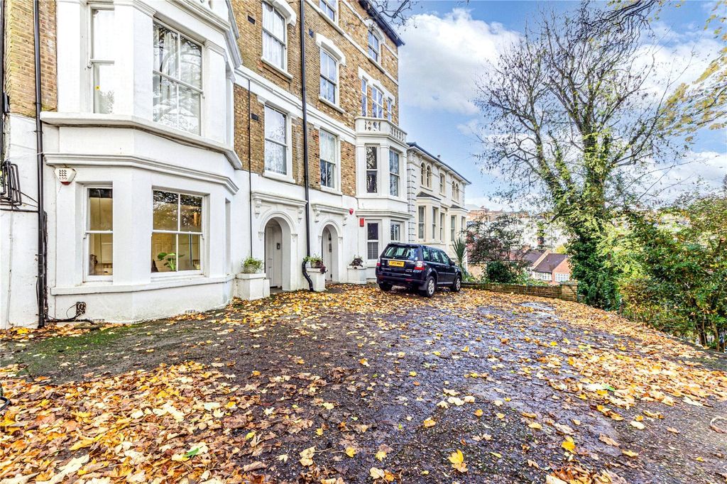 Property photo 2 of 11 Picture No. 03
