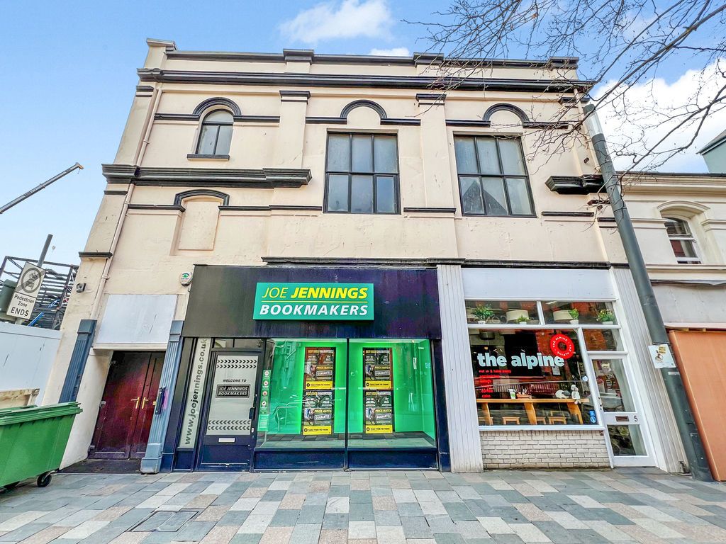 Property photo 1 of 37 5-7 Regent Street, Douglas
