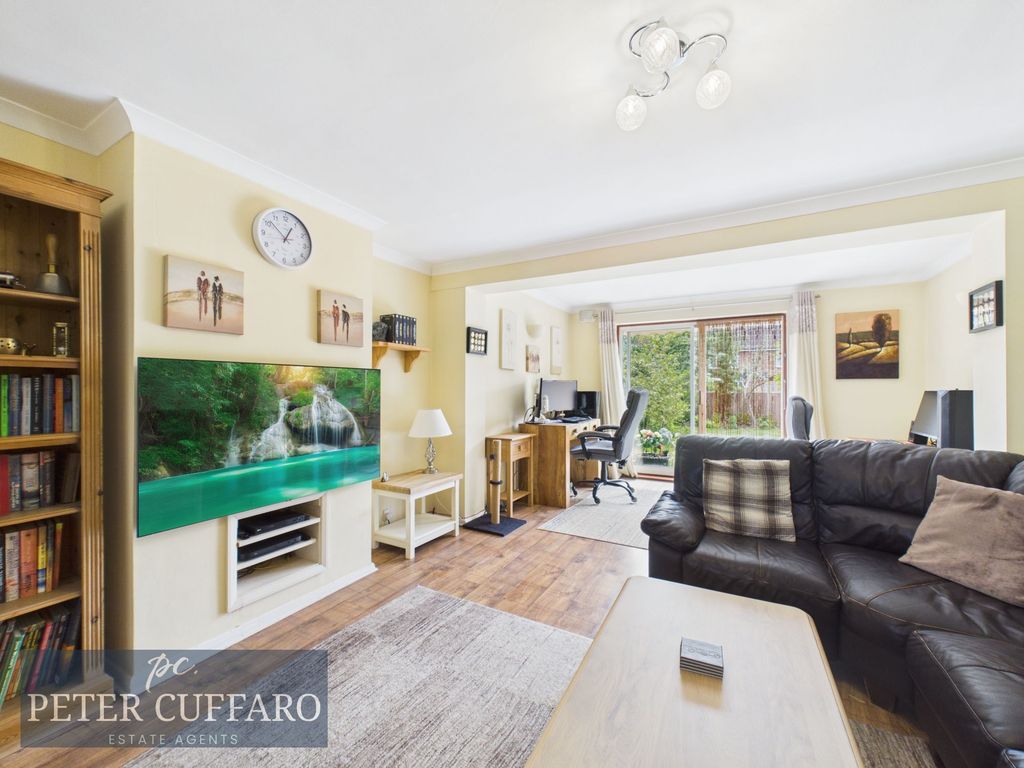 Property photo 2 of 18