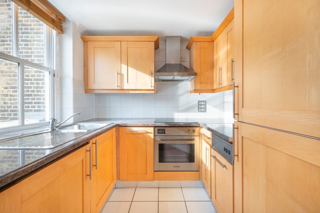 Property photo 3 of 15