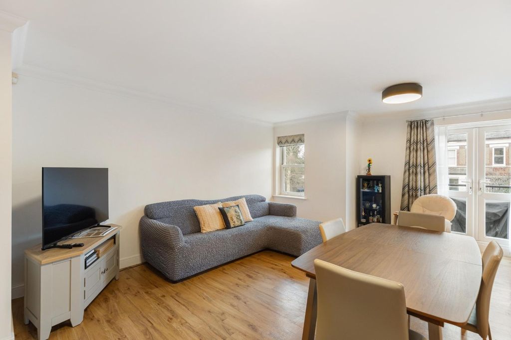 Property photo 2 of 20 Picture No. 05