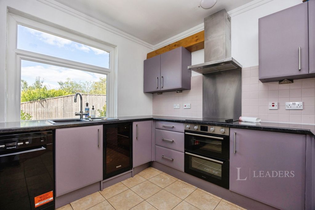 Property photo 3 of 20 Pbox-Img.Jpg
