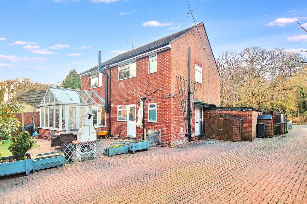 Property photo 1 of 25 Picture No. 33