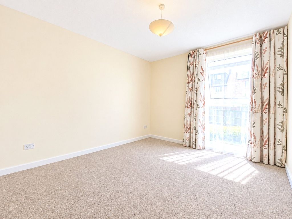 Property photo 3 of 7 Picture No. 36