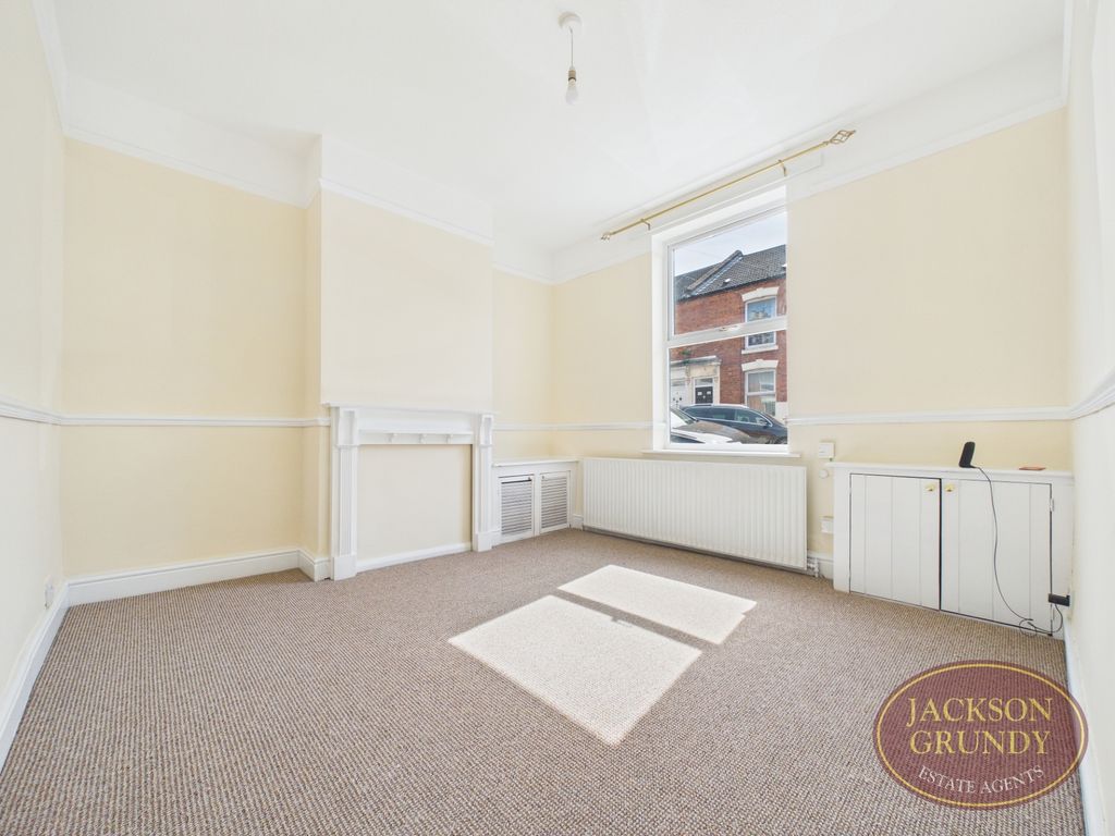 Property photo 3 of 8 Uppingham Street